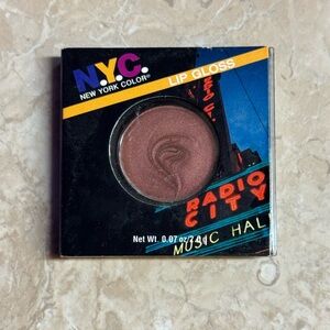 NYC New York Color Lip Gloss Radio City New in Package